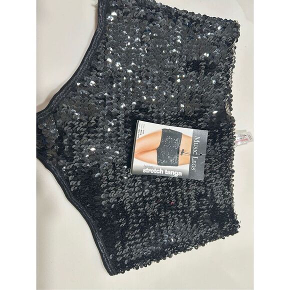 NEW Black MUSIC LEGS Sequined Booty Shorts One Size - Picture 2 of 2